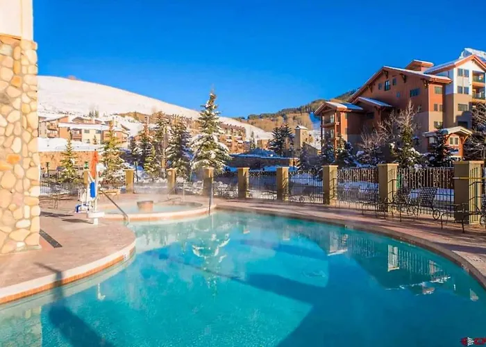 Studio 211 - Perfect Location With Pool And Hot Tub