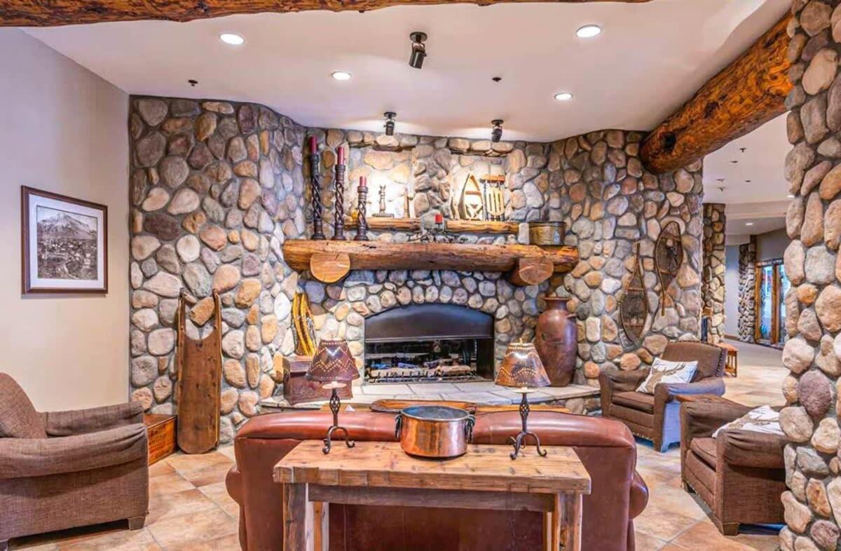 Holiday home 211 - Perfect Location With Pool And Hot Tub *