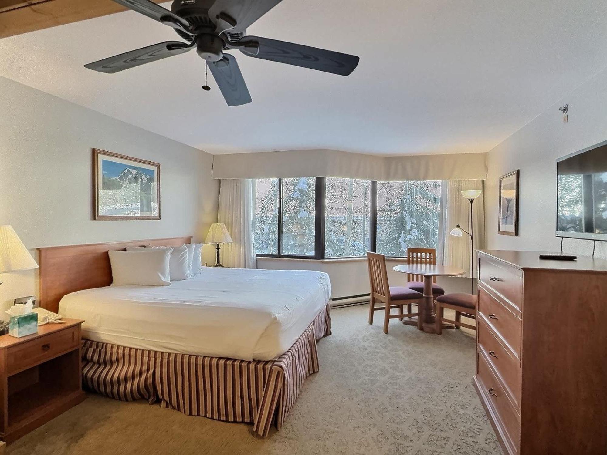 211 - Perfect Location With Pool And Hot Tub Holiday home Crested Butte